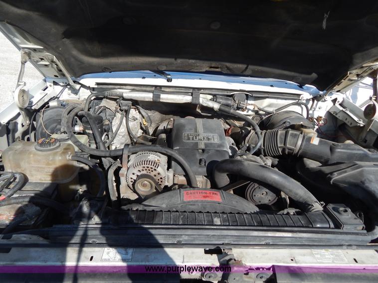 image for item I1106 1997 Ford F350 XL utility truck