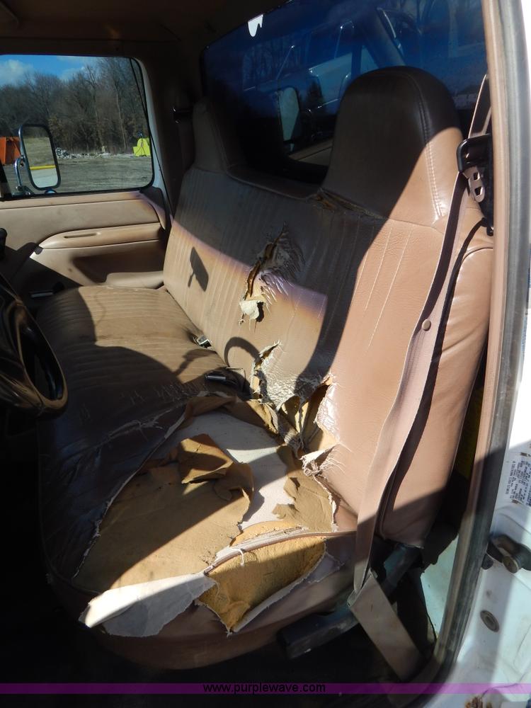 image for item I1106 1997 Ford F350 XL utility truck