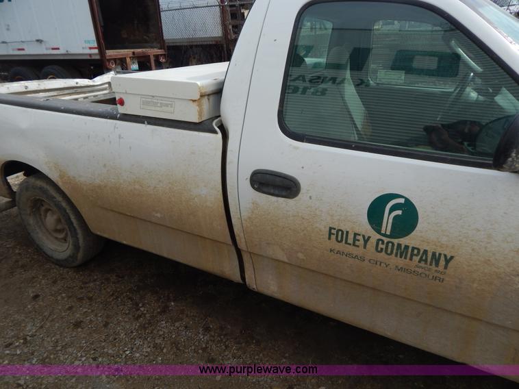 image for item I1139 2003 Ford F150 pickup truck