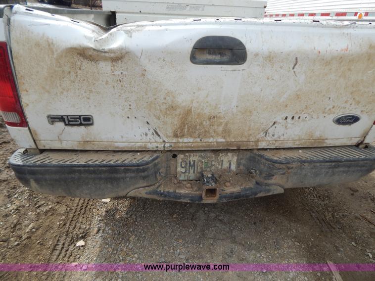 image for item I1139 2003 Ford F150 pickup truck