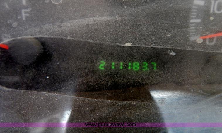 image for item I1139 2003 Ford F150 pickup truck