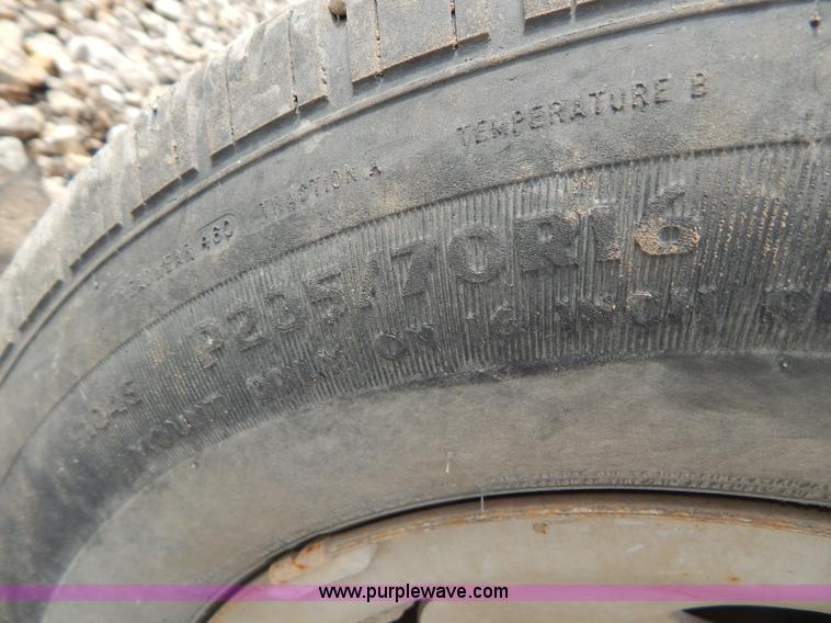 image for item I1141 2002 Ford F150 pickup truck