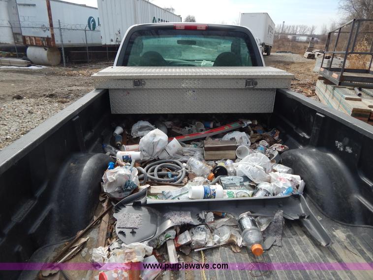 image for item I1141 2002 Ford F150 pickup truck