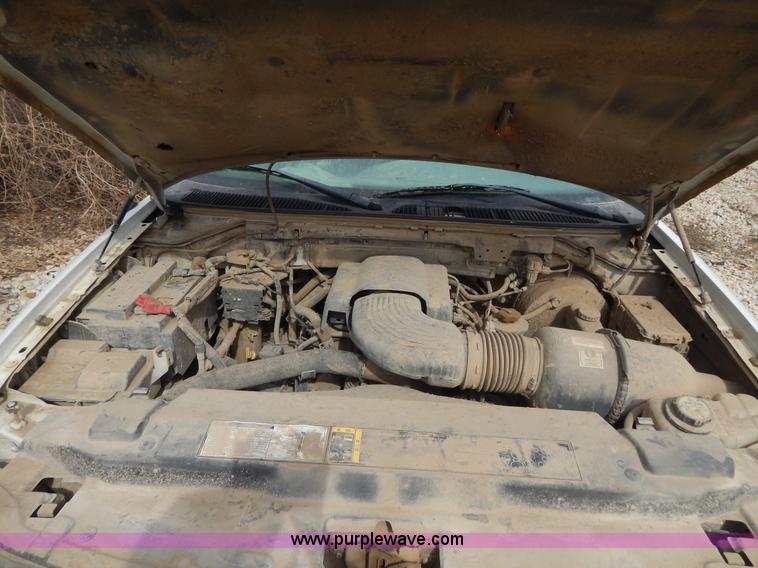 image for item I1141 2002 Ford F150 pickup truck