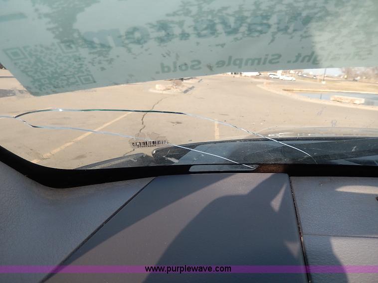 image for item I3738 2006 Ford F150 STX Flareside pickup truck