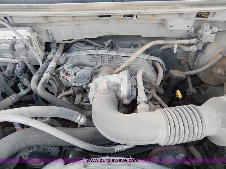 image for item I3738 2006 Ford F150 STX Flareside pickup truck