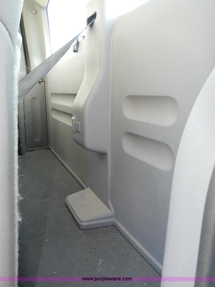 image for item I3738 2006 Ford F150 STX Flareside pickup truck