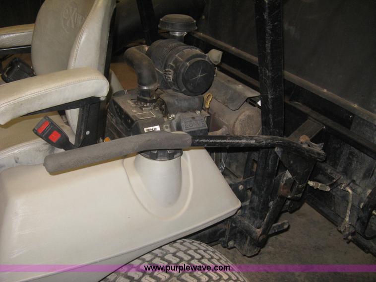 image for item I5542 2007 Exmark Lazer Z zero turn mower with bagger