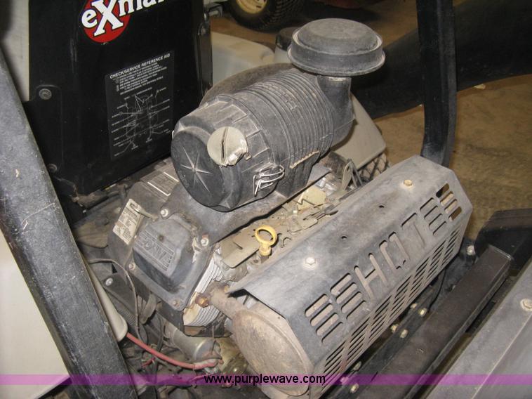 image for item I5542 2007 Exmark Lazer Z zero turn mower with bagger