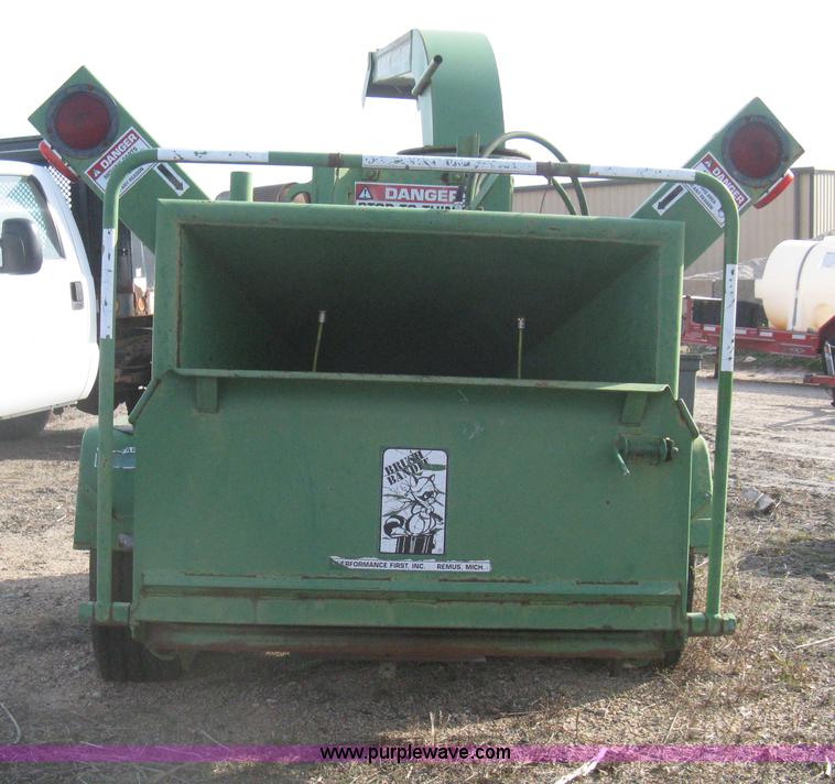 image for item I5543 1998 Bandit 90XP brush chipper