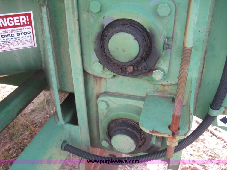 image for item I5543 1998 Bandit 90XP brush chipper