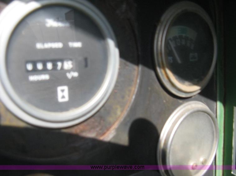 image for item I5543 1998 Bandit 90XP brush chipper