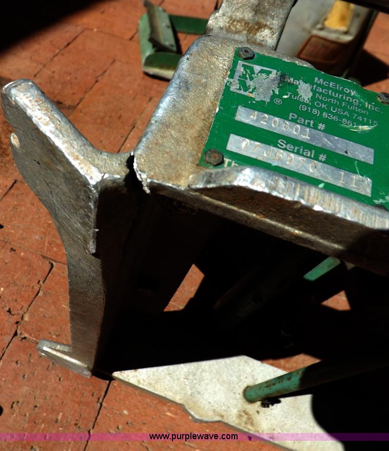 image for item I9018 McElroy poly pipe fusing machine