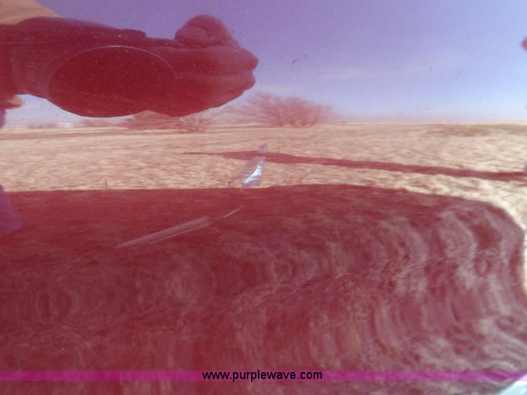 image for item I9032 2004 Ford Taurus SES