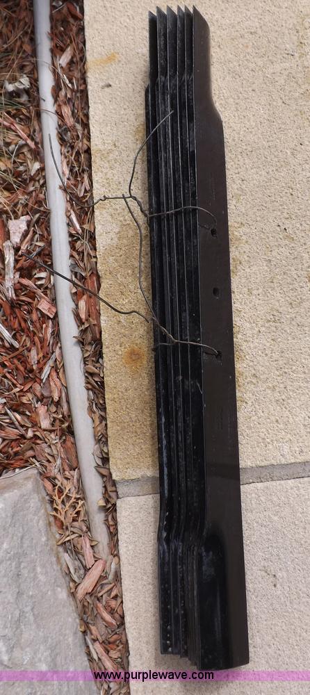 image for item I9034 Deines Magnum ZTR lawn mower