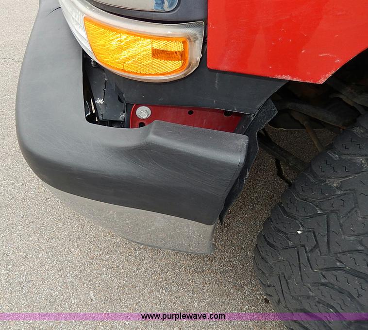 image for item I9260 2002 Chevrolet Silverado 1500 Z71 Ext. Cab pickup truck