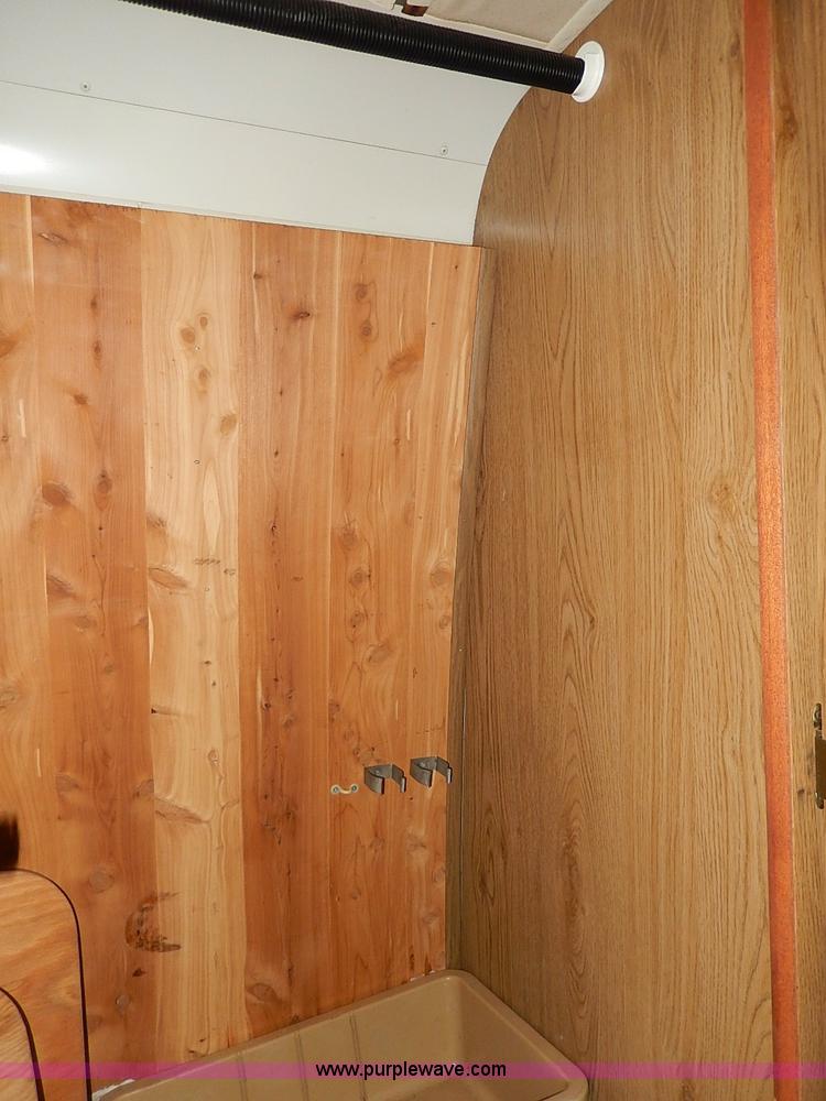 image for item I9264 1988 Chevrolet P30 Winnebago Itasca Windcruiser RV