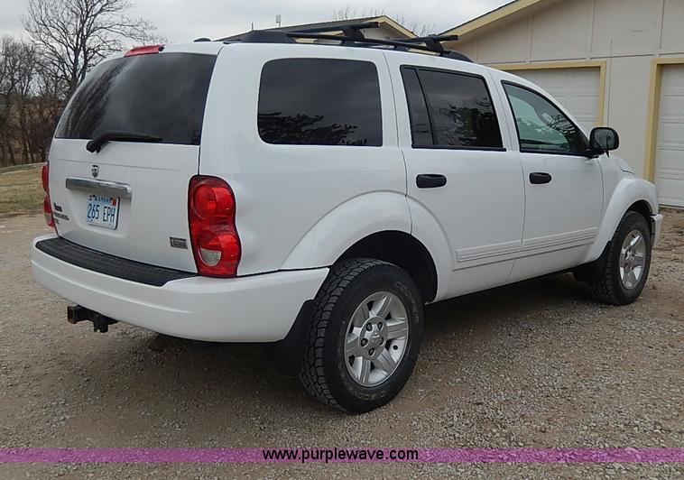 image for item I9265 2005 Dodge Durango SLT SUV