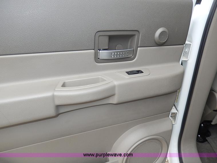 image for item I9265 2005 Dodge Durango SLT SUV