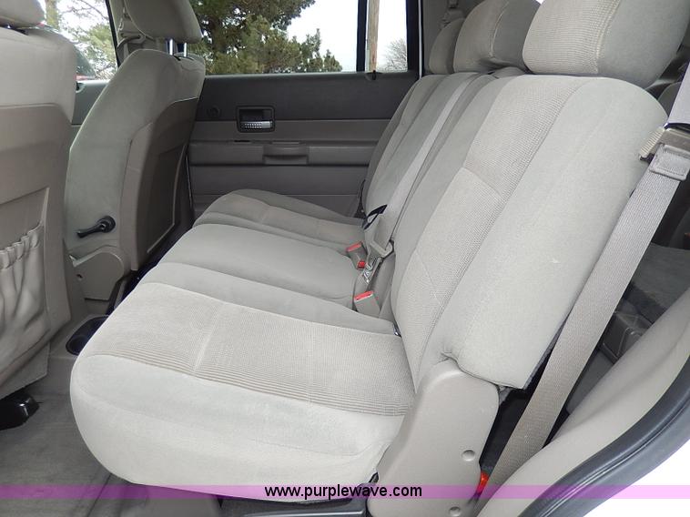 image for item I9265 2005 Dodge Durango SLT SUV