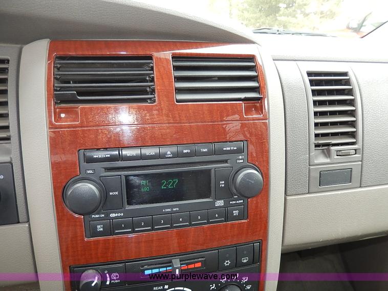 image for item I9265 2005 Dodge Durango SLT SUV