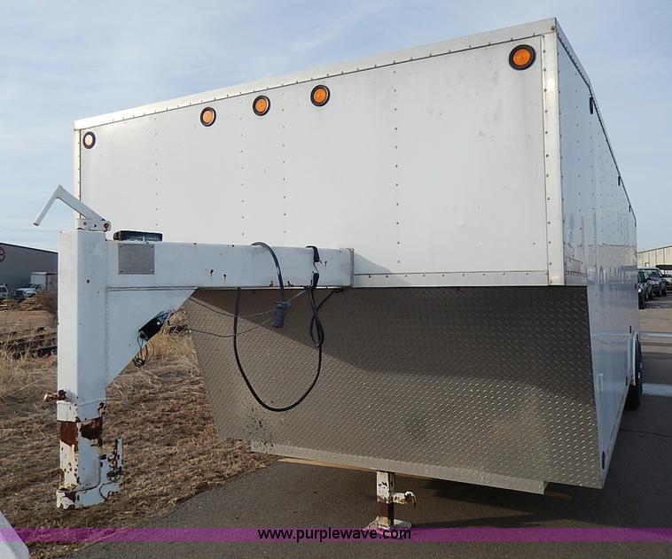 image for item I9357 1999 S&S 28' enclosed gooseneck car hauler trailer