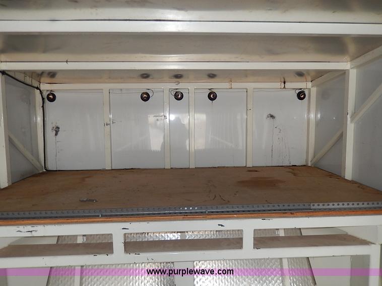 image for item I9357 1999 S&S 28' enclosed gooseneck car hauler trailer