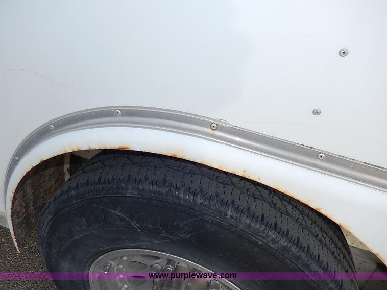 image for item I9357 1999 S&S 28' enclosed gooseneck car hauler trailer