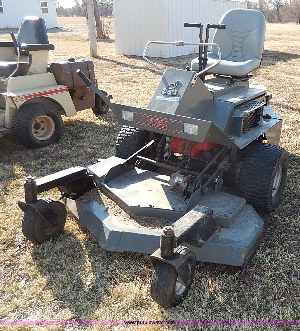 1994 Grazer G1890K ZTR lawn mower in Linn, KS | Item AX9050 sold