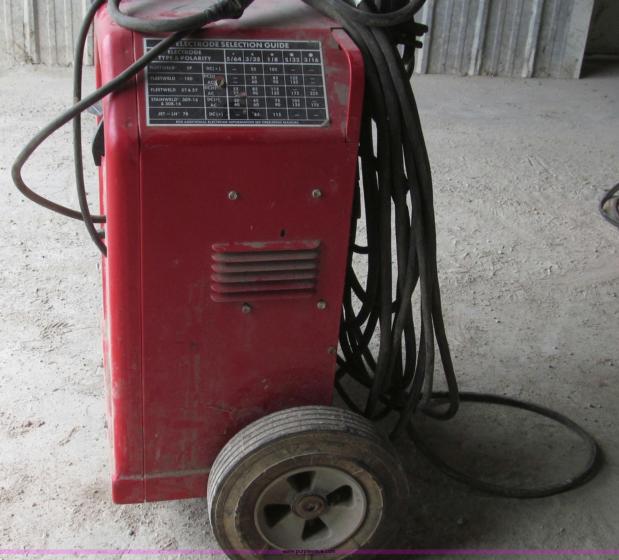 Lincoln AC/DC 225/125 arc welder in Princeton, MO Item G2324 sold