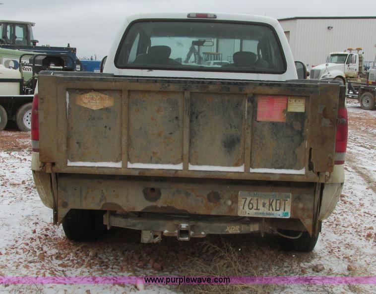 image for item A8655 2006 Ford F250 Super Duty XLT SuperCab pickup truck