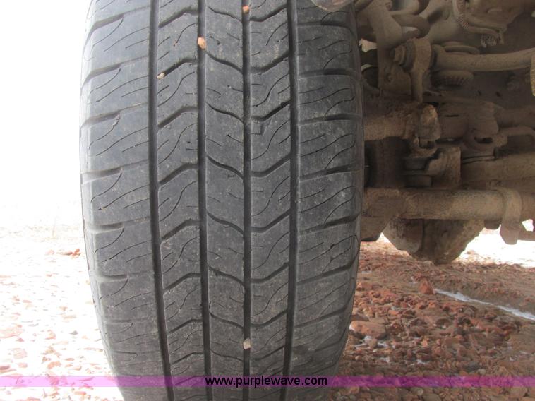 image for item A8655 2006 Ford F250 Super Duty XLT SuperCab pickup truck