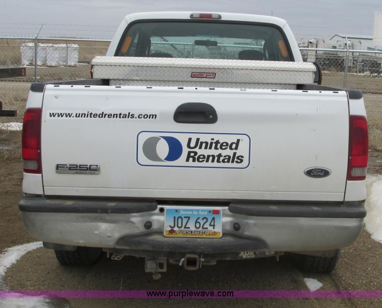 image for item A8657 2006 Ford F250 Super Duty XLT SuperCab pickup truck