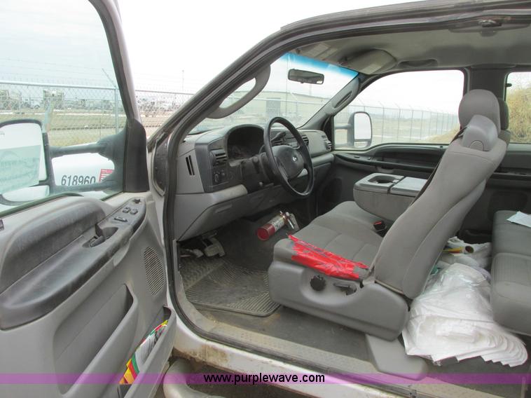 image for item A8657 2006 Ford F250 Super Duty XLT SuperCab pickup truck