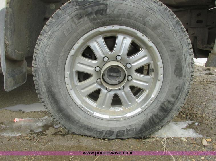 image for item A8657 2006 Ford F250 Super Duty XLT SuperCab pickup truck