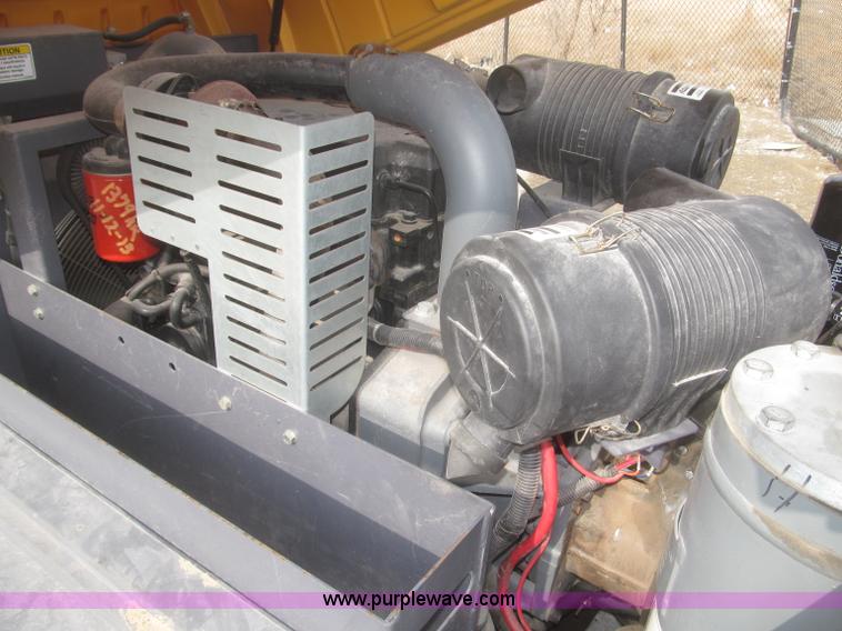 image for item F7336 2010 Atlas Copco XAS185JDRSC air compressor