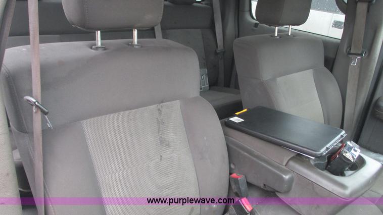 image for item G9135 2005 Ford F150 SuperCrew pickup truck