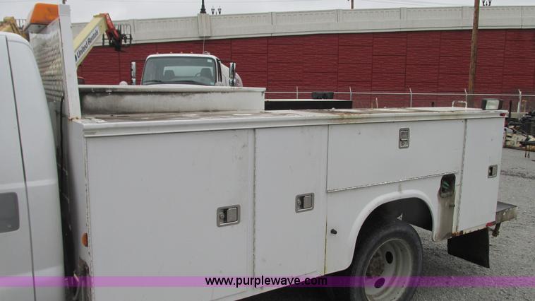 image for item G9136 2008 Ford F550 service truck