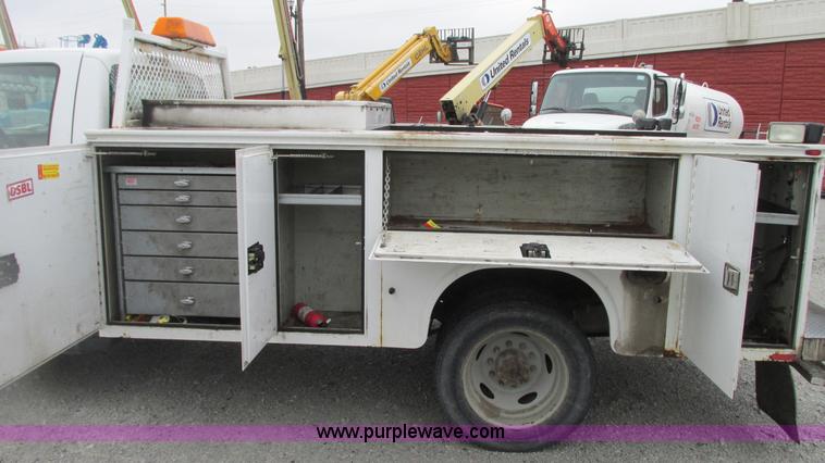 image for item G9136 2008 Ford F550 service truck