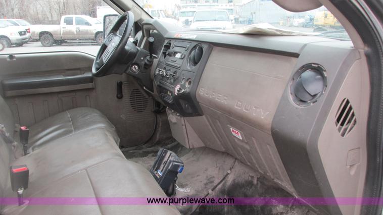 image for item G9136 2008 Ford F550 service truck