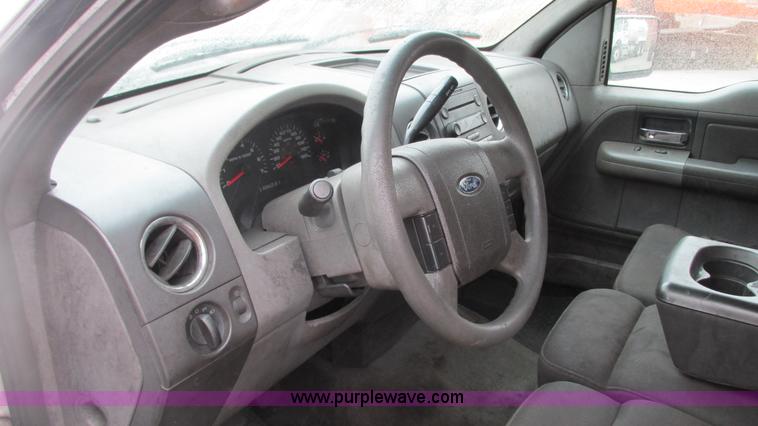 image for item G9138 2004 Ford F150 XLT SuperCrew pickup truck
