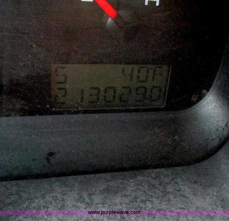 image for item G9138 2004 Ford F150 XLT SuperCrew pickup truck