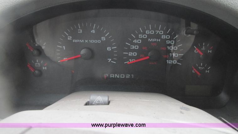 image for item G9138 2004 Ford F150 XLT SuperCrew pickup truck