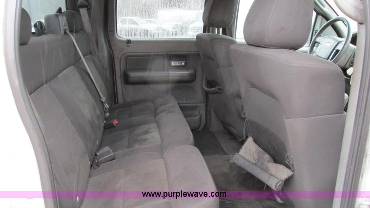 image for item G9138 2004 Ford F150 XLT SuperCrew pickup truck