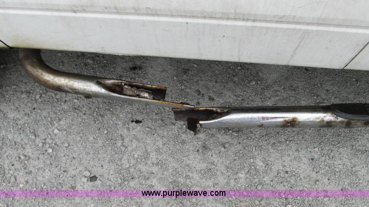 image for item G9138 2004 Ford F150 XLT SuperCrew pickup truck