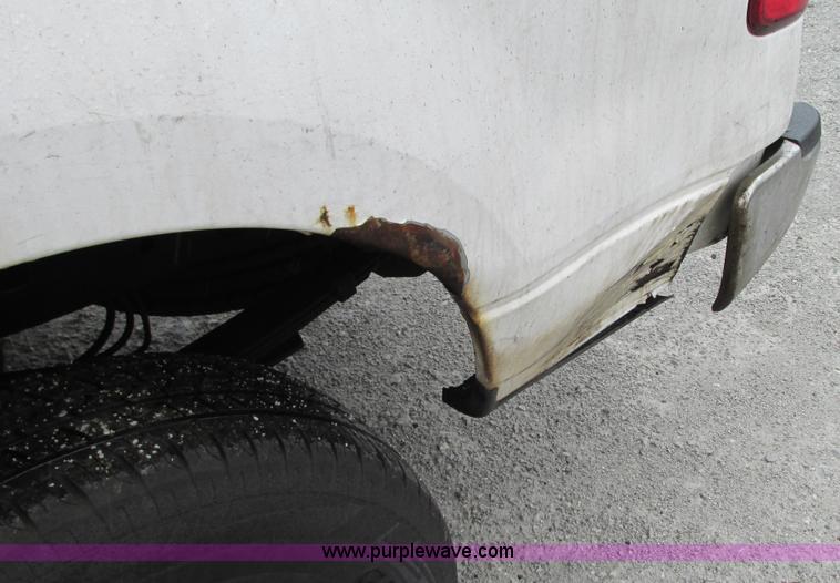 image for item G9138 2004 Ford F150 XLT SuperCrew pickup truck