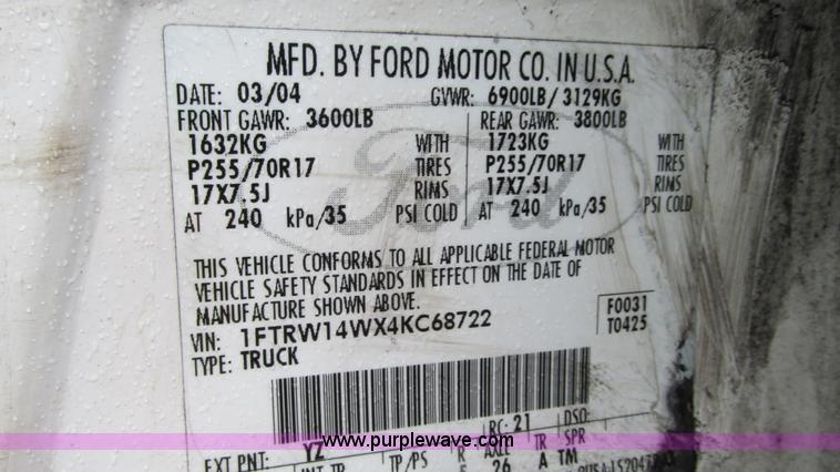 image for item G9138 2004 Ford F150 XLT SuperCrew pickup truck