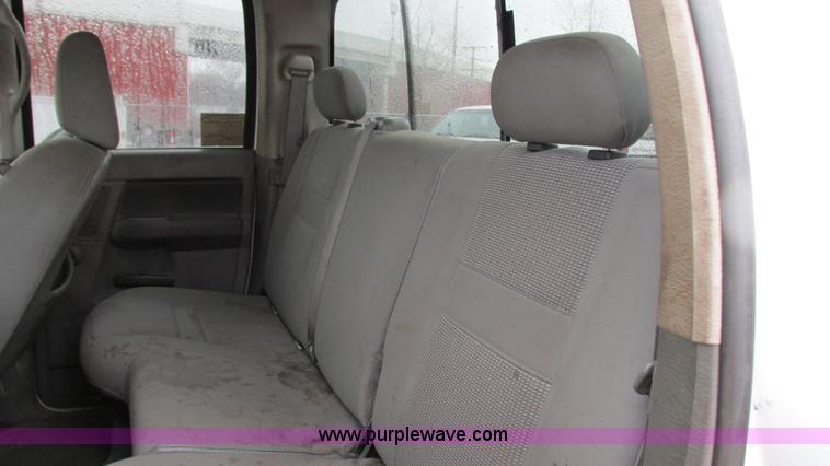 image for item G9139 2008 Dodge Ram 1500 Quad Cab pickup truck