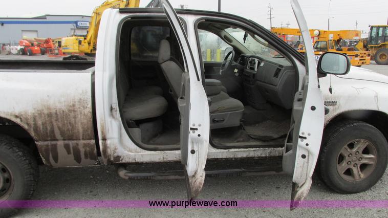 image for item G9139 2008 Dodge Ram 1500 Quad Cab pickup truck