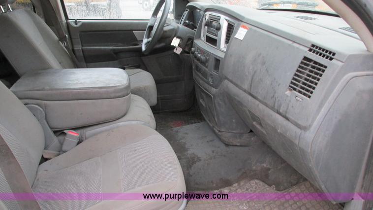 image for item G9139 2008 Dodge Ram 1500 Quad Cab pickup truck